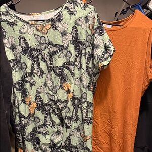 Mint Butterfly Print Short Sleeve Top